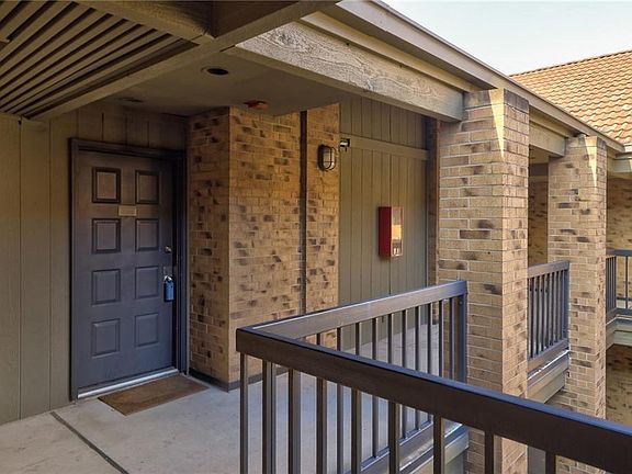5th image of 8888 Tallwood Dr APT 1306