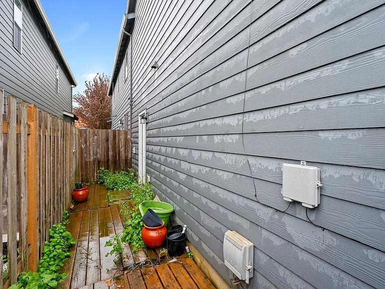 SE 79th Ave — Photo 4
