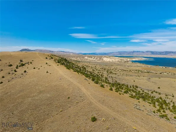 1B Open Range Trl, Winston, MT 59647