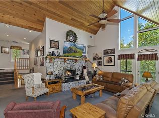 28220 Bern Ln, Lake Arrowhead, CA 92352