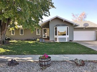 2313 14th Ave W, Williston, ND 58801