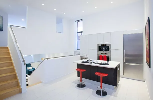 Sold by ROOM Real Estate | media 1