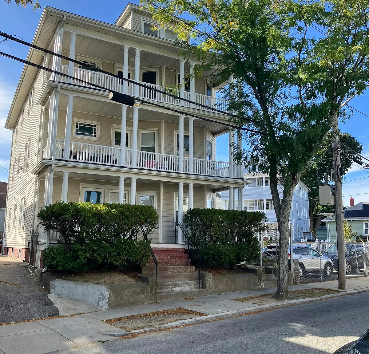 275 O'Connor St, Unit 2 — Photo 1