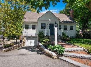 6 Rumford Park Ave, Woburn, MA 01801