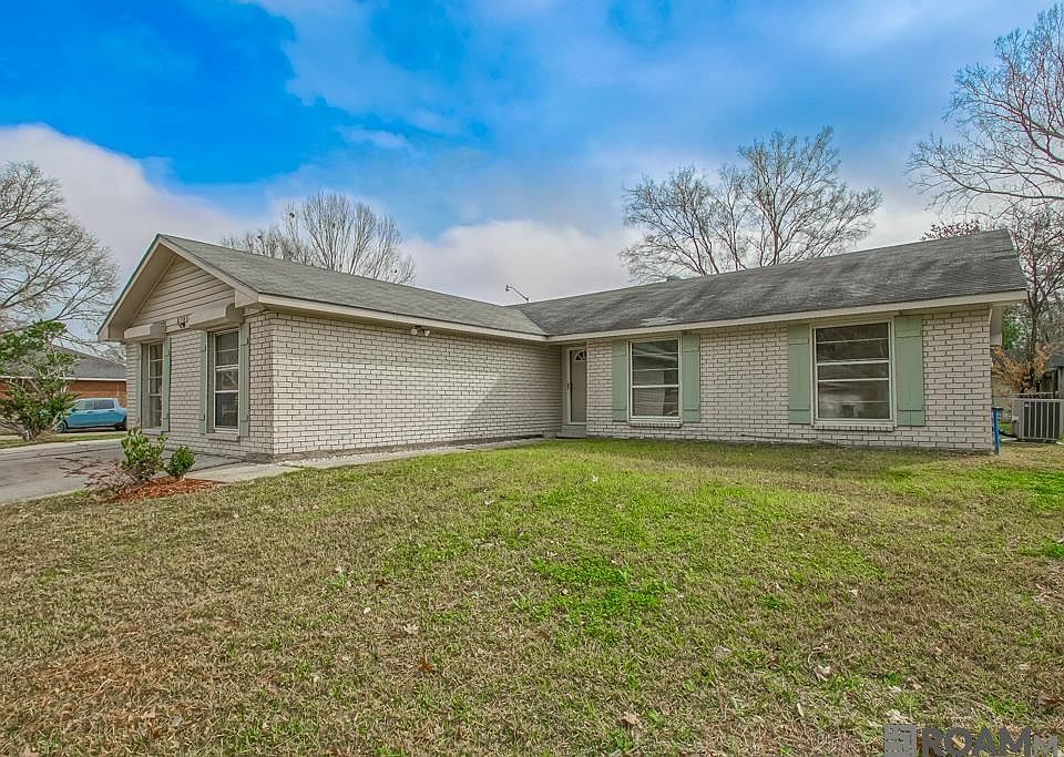 1st image of 8705 Metairie Dr