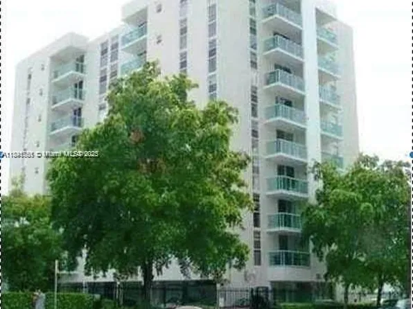 1035 West Ave APT 302, Miami Beach, FL 33139