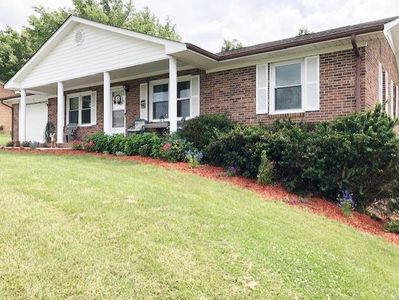 74 Canary Ln, Woodlawn, VA, 24381