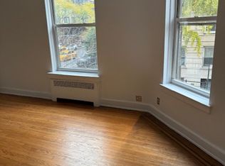 27 E 94th St APT 2B, New York, NY 10128