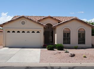 26026 S Cloverland Dr, Sun Lakes, AZ 85248