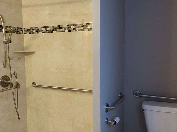 5th image of 2109 Silverside Rd #1