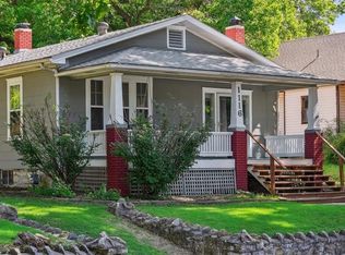1116 Ottawa St, Leavenworth, KS 66048