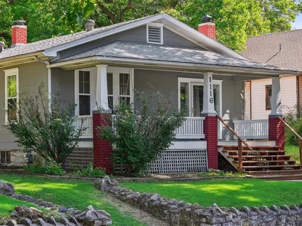 1116 Ottawa St, Leavenworth, KS 66048