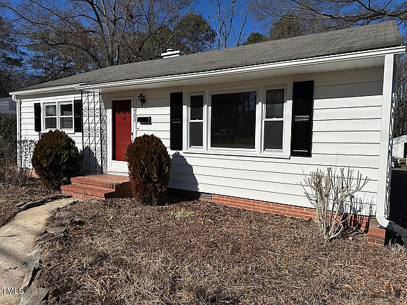 3rd image of 2206 W Carver St