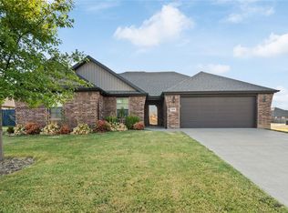 1800 SW Brompton St, Bentonville, AR 72713