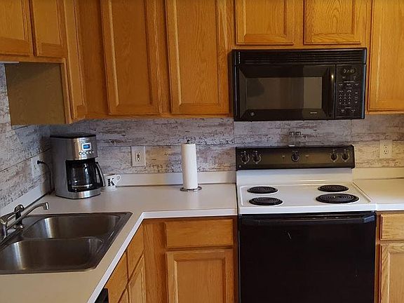 Acoustic Backsplash