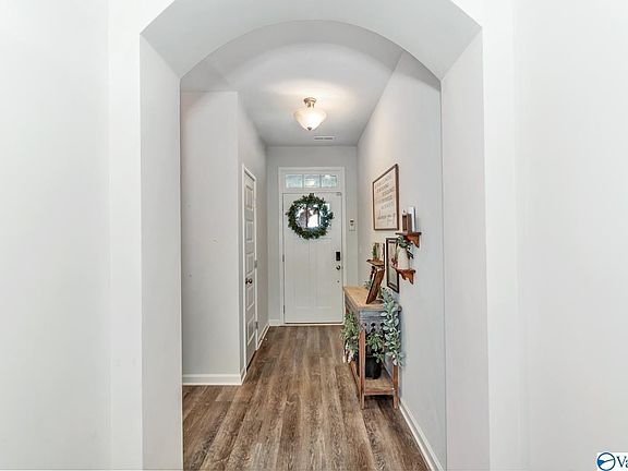 4th image of 4325 Adventura Dr
