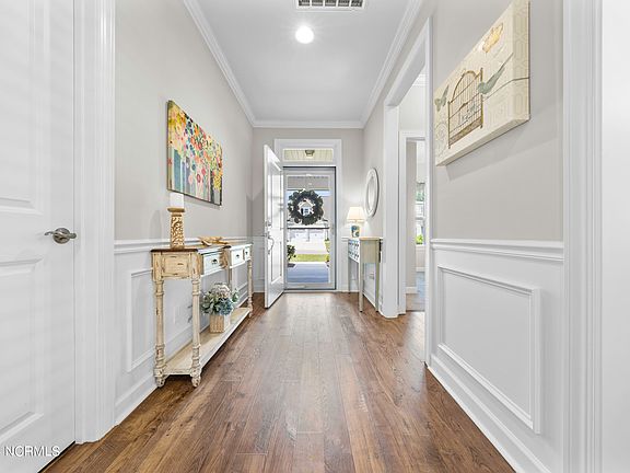 4th image of 3072 Somerdale Court