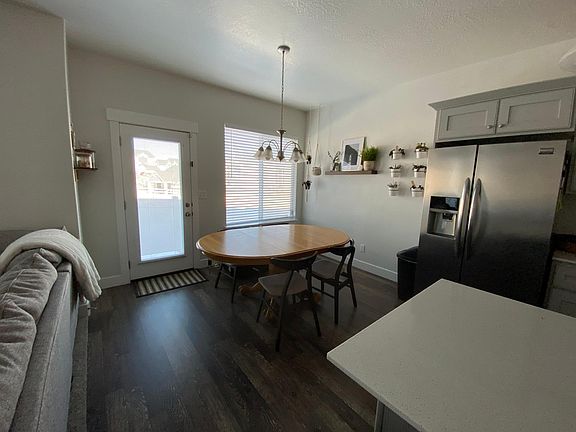 3rd image of 4226 W Juniper Shade Dr