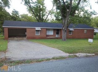 410 Mill St, Adrian, GA 31002