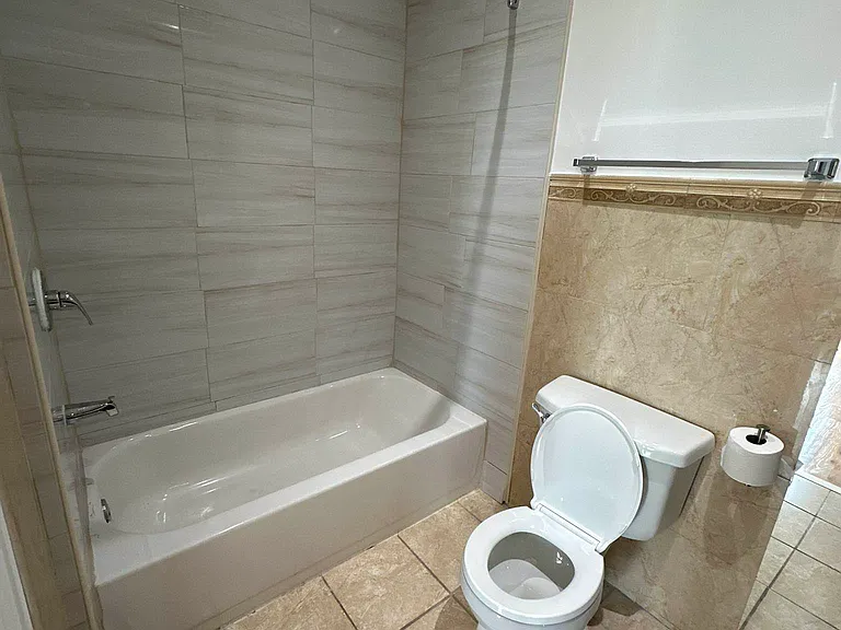 1727 E 93rd St #2 — Photo 20