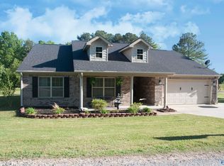 11 Bullard Private Dr, Hartselle, AL 35640