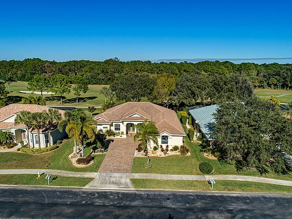 2nd image of 1580 Palmetto Palm Way