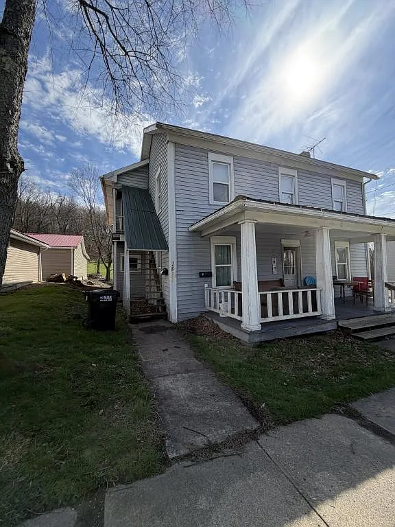 155 Garfield Ave photo 1