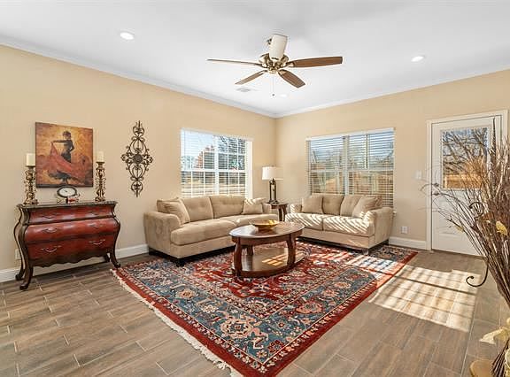 4th image of 1425 Waterstone Dr #3009
