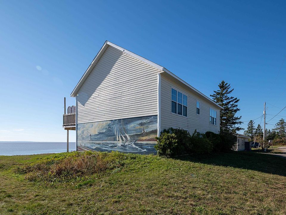 1st image of 32 Evergreen Ct