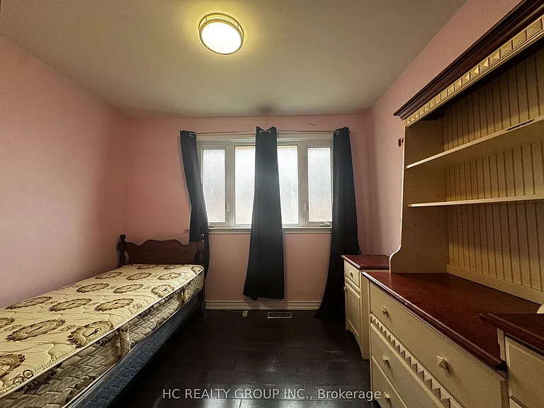83 Sussex Ave #ABV GND — Photo 4