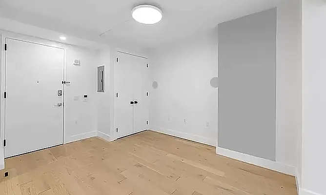 Rented by REAL New York | media 17