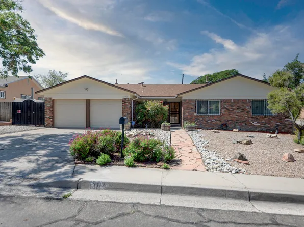 3512 Singapore Cir NE, Albuquerque, NM 87111