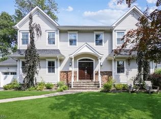 368 Old Short Hills Rd, Short Hills, NJ 07078