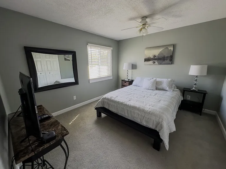 6104 Red Oak Dr #3 — Photo 24