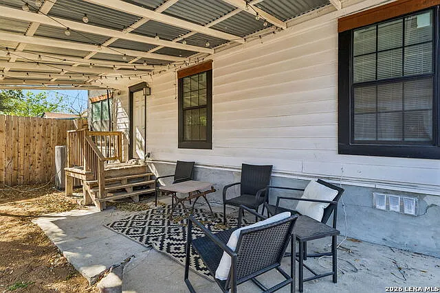 1444 McKinley Ave — Photo 12