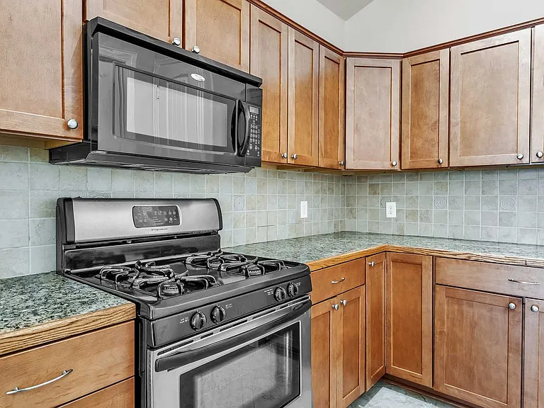 Kara Lynn Place Luxury Homes- ASK ABOUT OUR SPRING MOVE-IN SPECIAL TODAY! — Photo 93