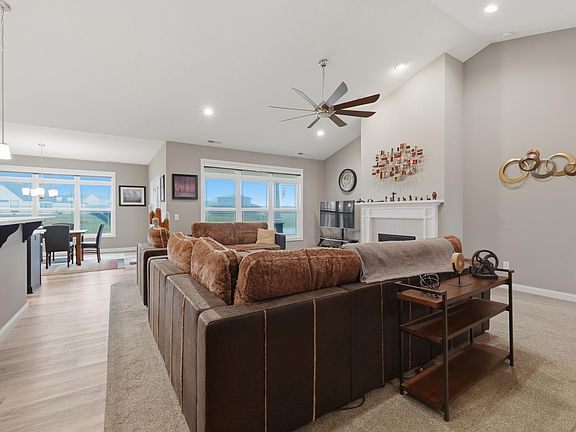 5th image of 12340 Speranza Dr