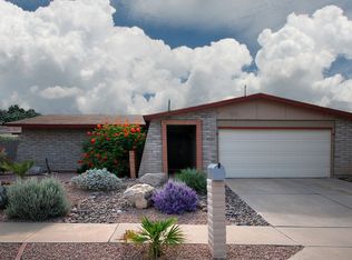 6670 N Galaxy Rd, Tucson, AZ 85741