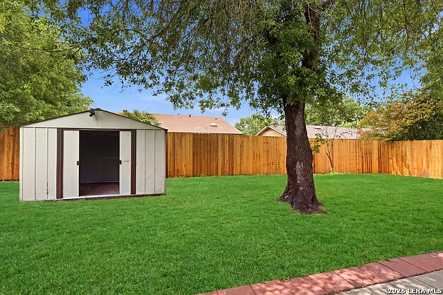 6722 Lake Cliff St — Photo 29
