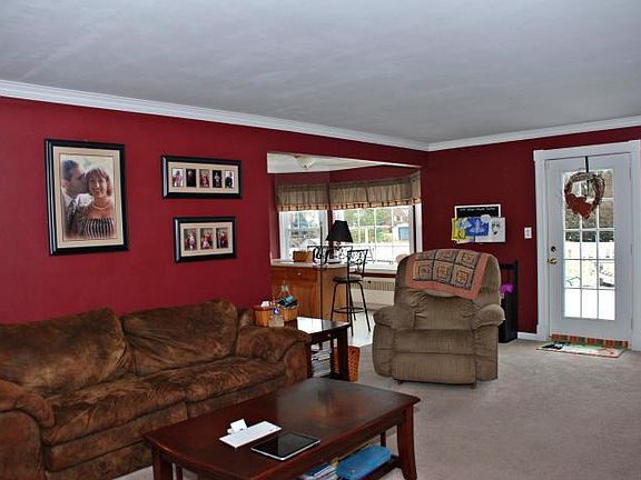 4th image of 112 Parkview Ave