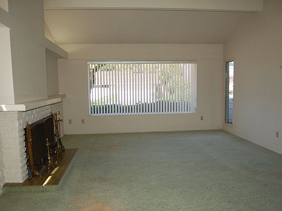 4th image of 6483 Sunny Brae Dr