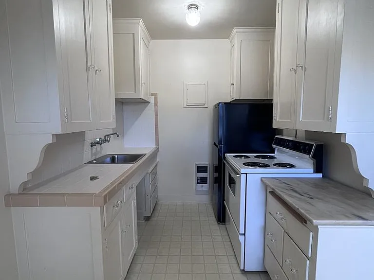 Glen Eden LLC — Photo 5