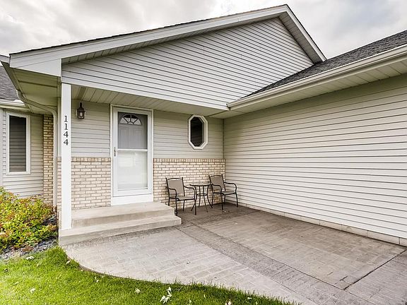 4th image of 1144 Dawn Ln
