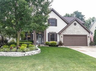 204 Maplebrooke Dr N, Westerville, OH 43082
