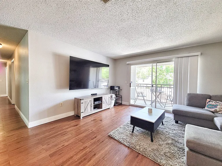 3705 SW 27th St #527 — Photo 3