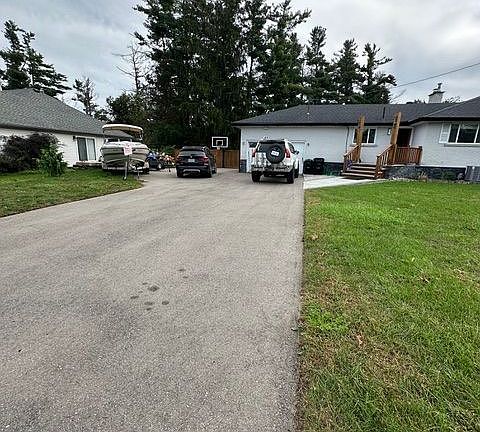 2nd image of 189 Little Ave