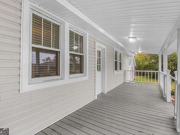 3rd image of 373 S Main St