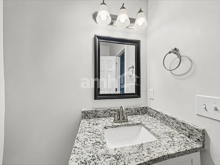 929 Redland Dr — Photo 13
