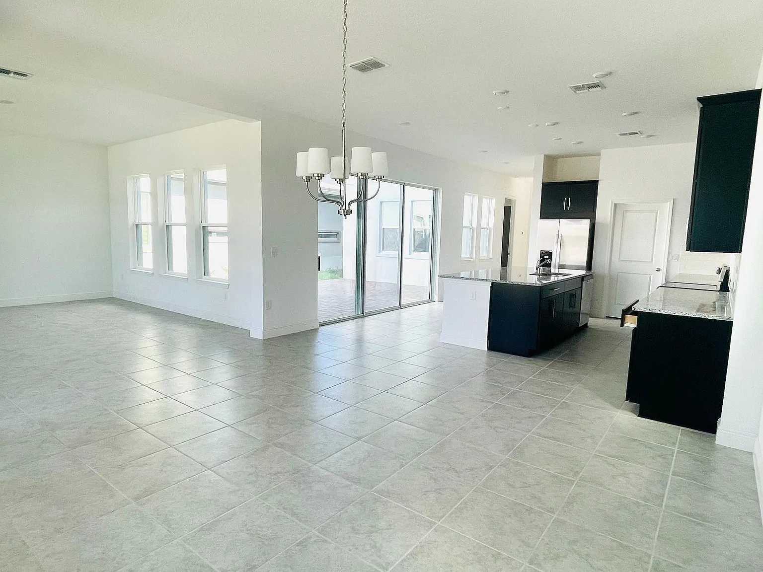 9725 Neruda St — Photo 3