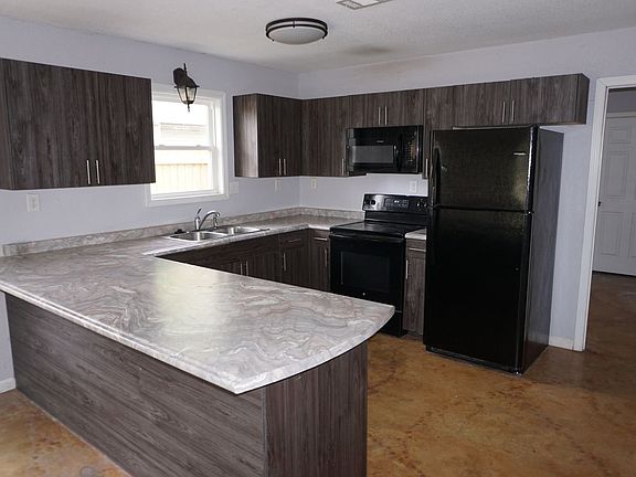 4th image of 314 SW 3rd St #B